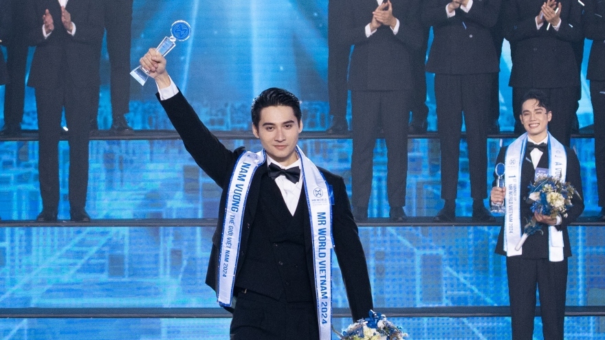 Hai Phong native wins Mr World Vietnam 2024